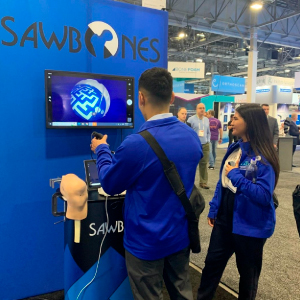 Everyone loves the FAST maze. Can you make it ask the way through in under a minute? Booth 1443 #AAOS2023 #AAOS23 #Sawbones